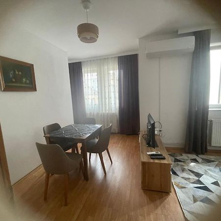Coral Apartments Приштина Екстер'єр фото